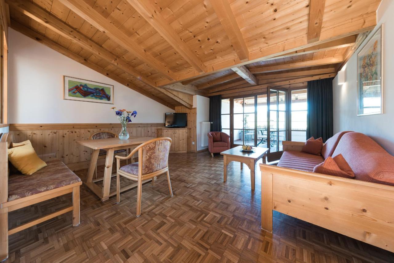 Hotel Alpenflora Castelrotto Bagian luar foto