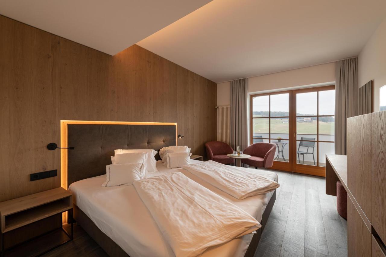 Hotel Alpenflora Castelrotto Bagian luar foto